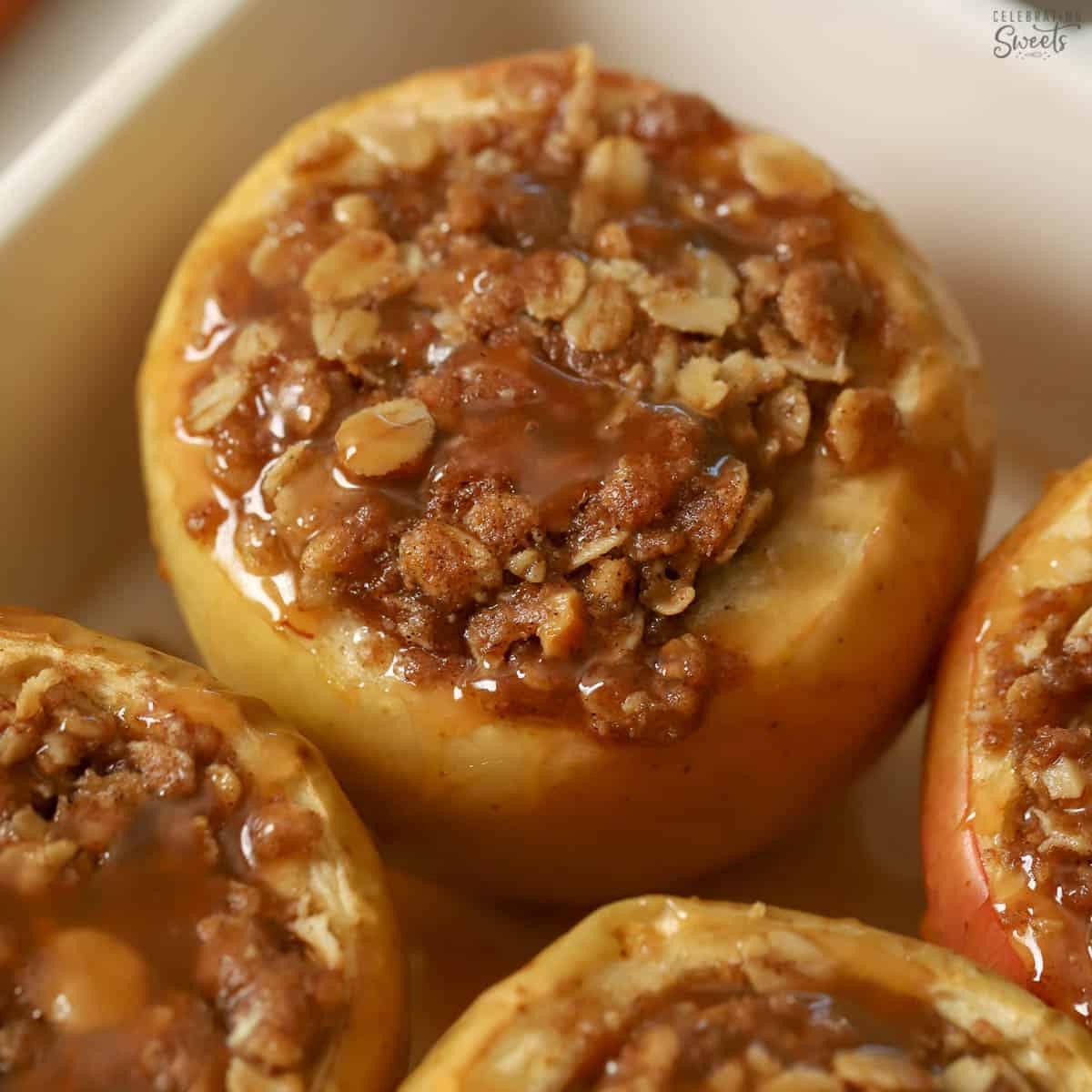 Easy Stuffed Baked Apples: Cinnamon Sugar Bliss